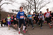 Start des 10.000 m Hauptlaufes 2009 (Foto: Martin Schmitz)